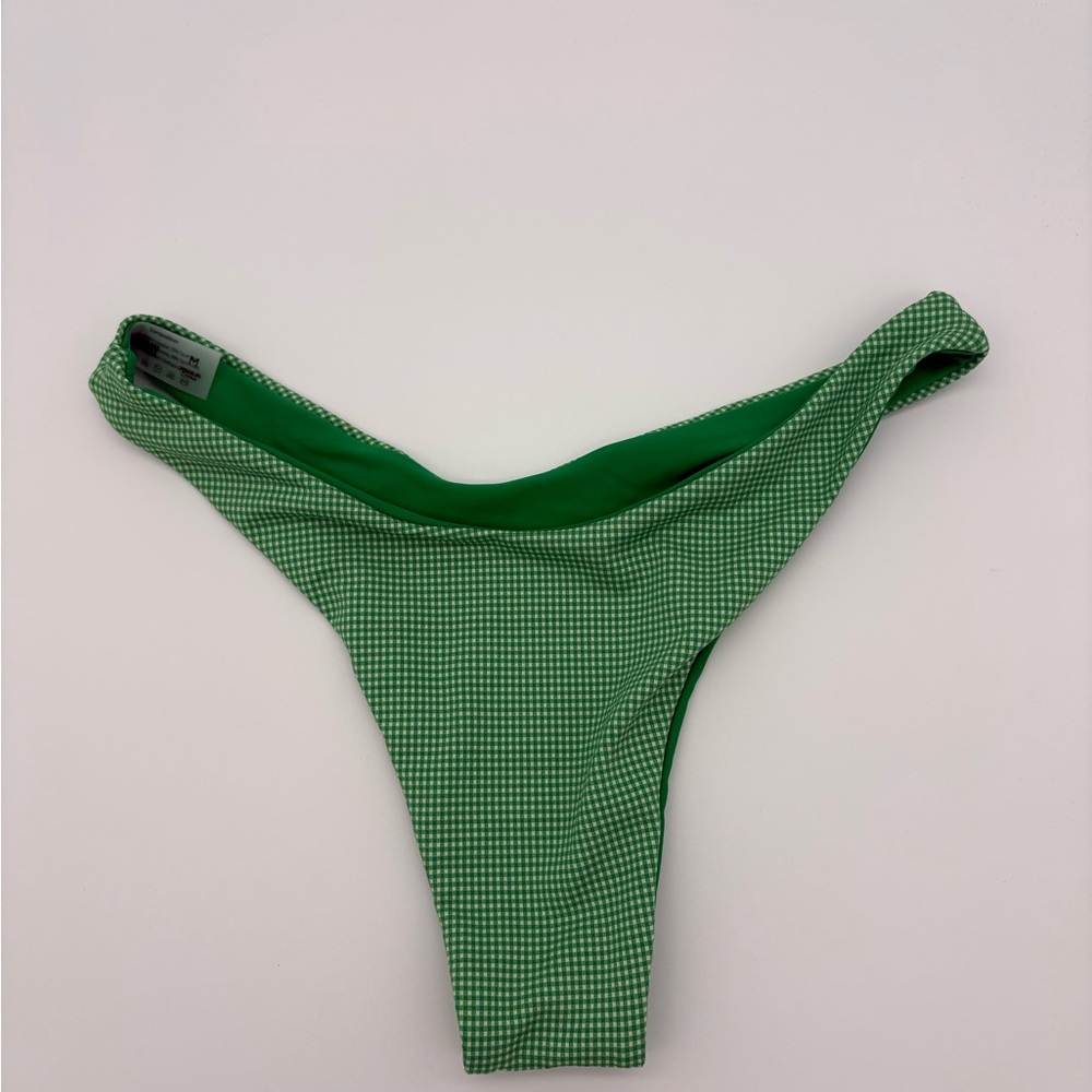 Vibrant Green Bikini Set - Picture 11 of 11